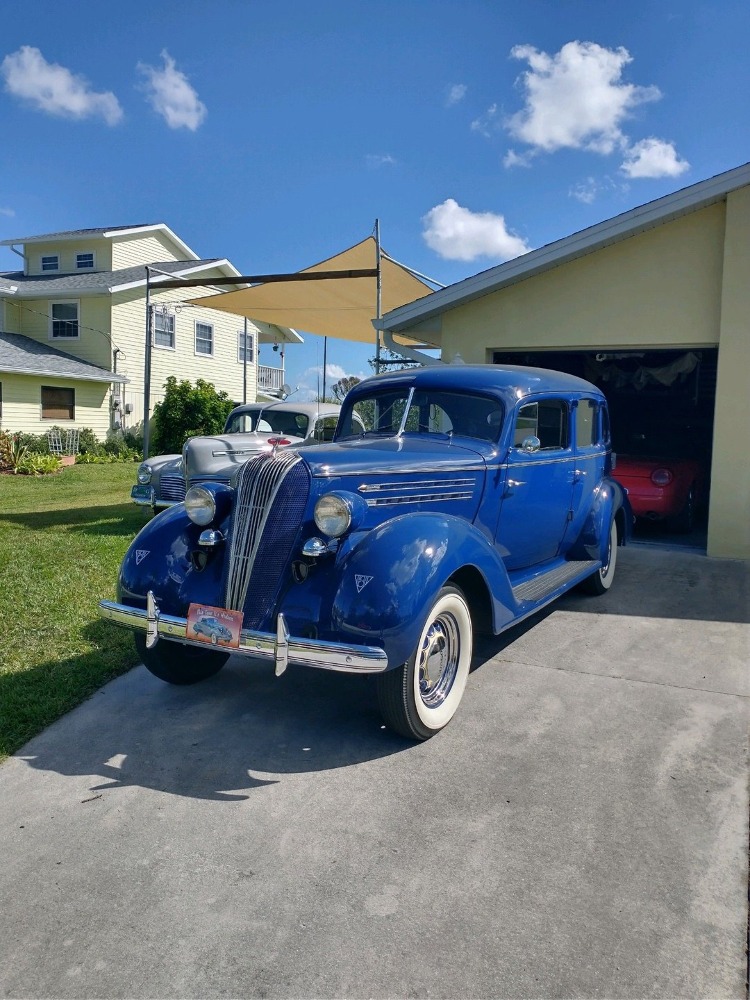 Lot D23-415 - 1936 Hudson Deluxe Eight Four Door Sedan | Premier