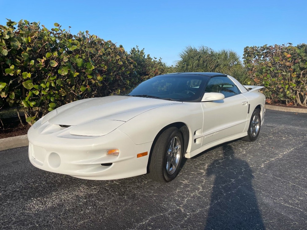 Lot M22-254 - 2000 Pontiac Trans Am Coupe | Premier Auction Group