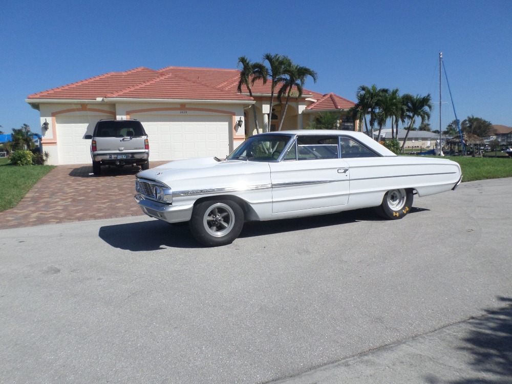 Lot D22-498 - 1964 Ford Galaxie Lightweight | Premier Auction Group