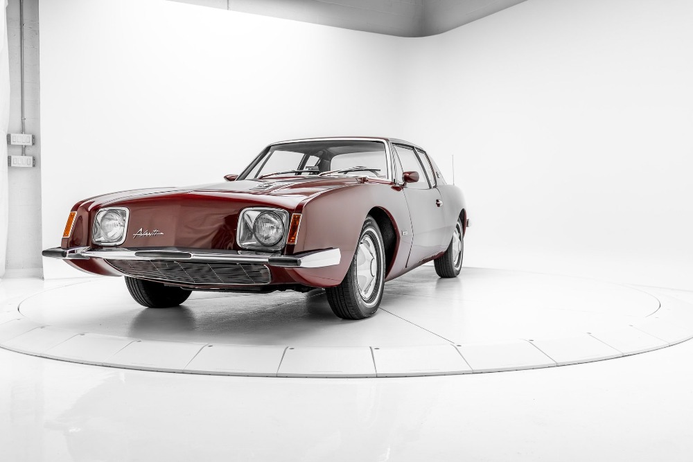 Lot A25-148 - 1964 Studebaker Avanti R2 Coupe | Premier Auction Group